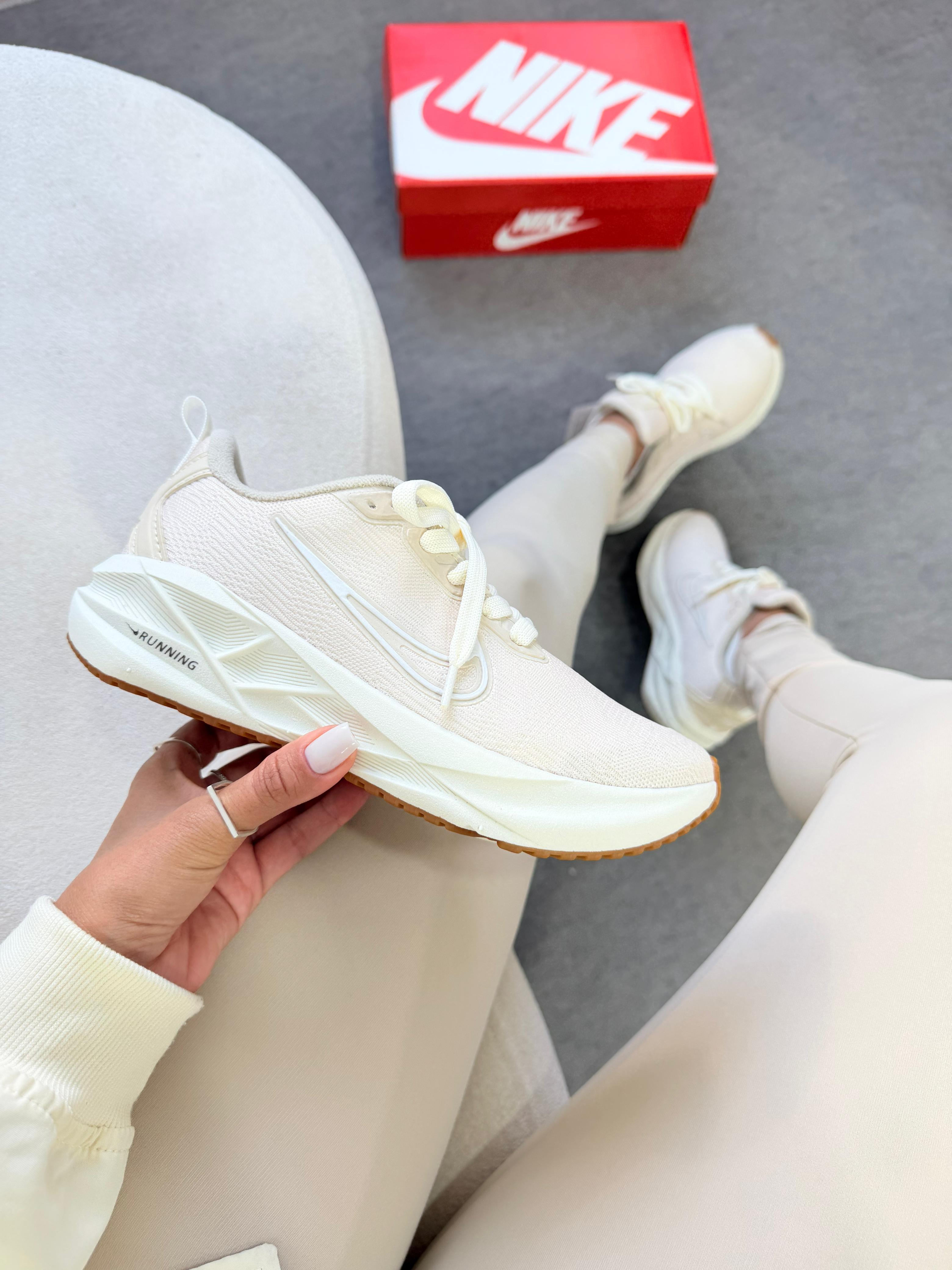 NIKE RUNNING BCO