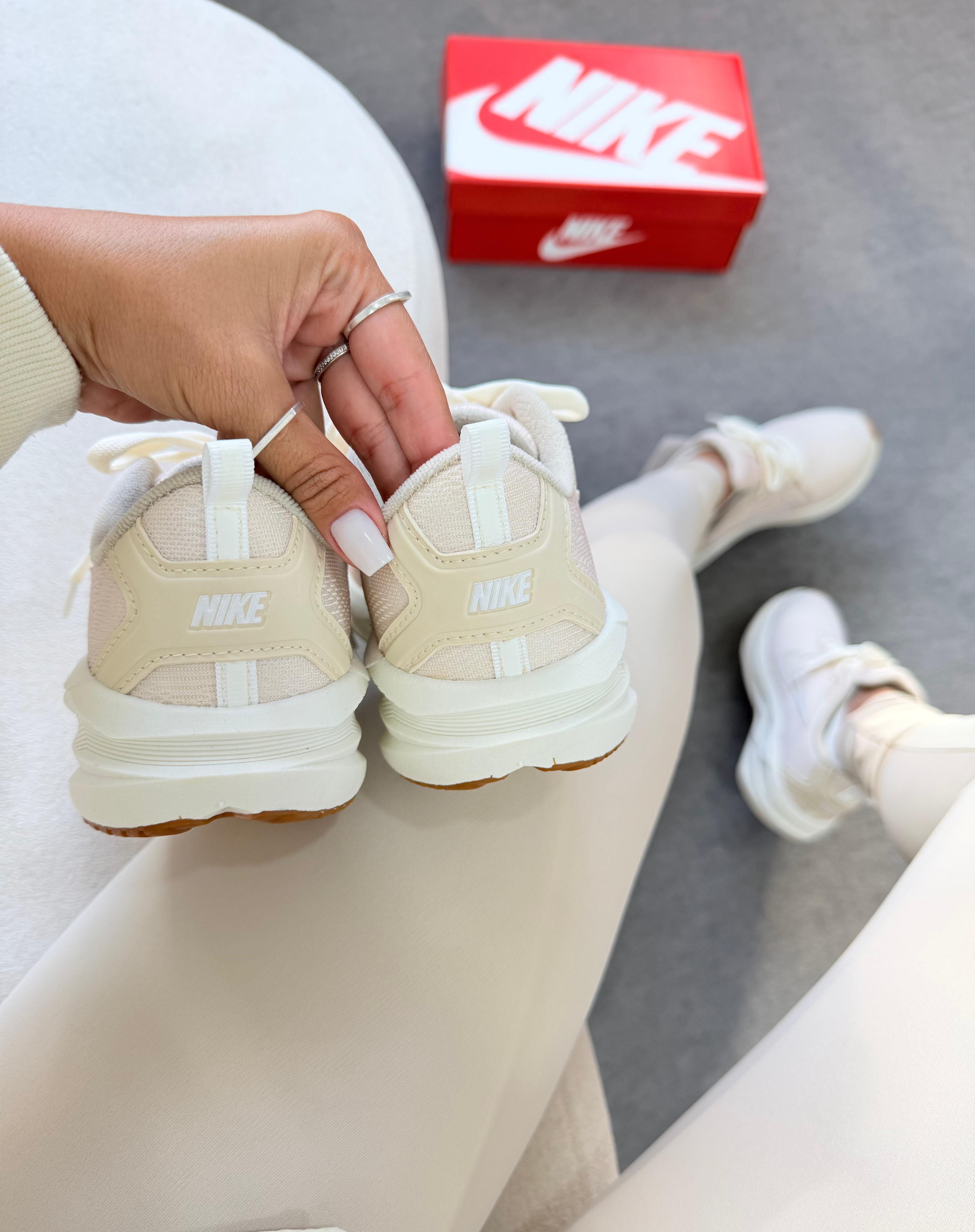 NIKE RUNNING BCO