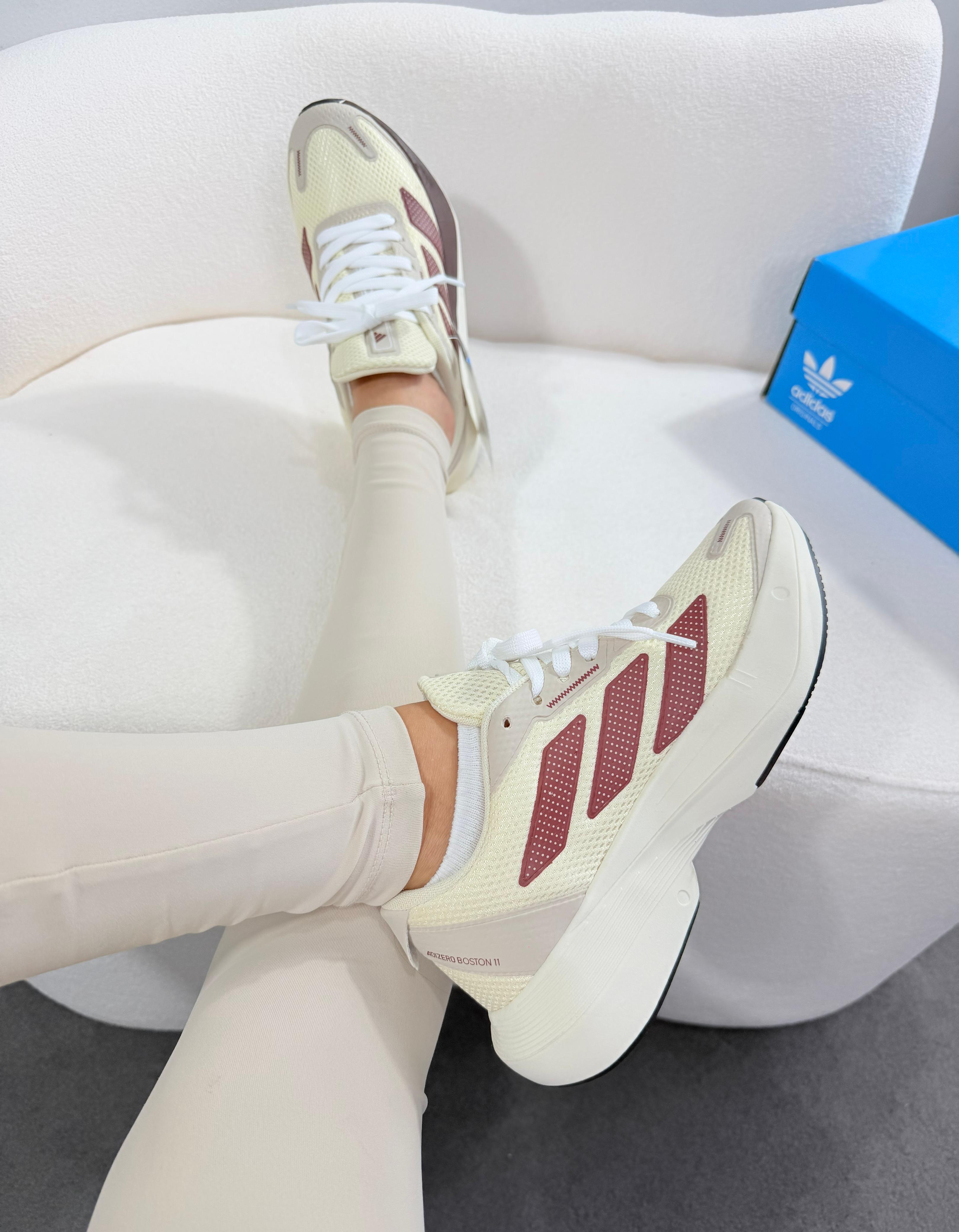 ADIDAS ADIZERO BOSTON